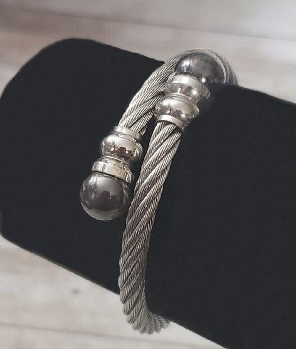 Vintage Bracelet / Bangle Silver Tone Wire Design